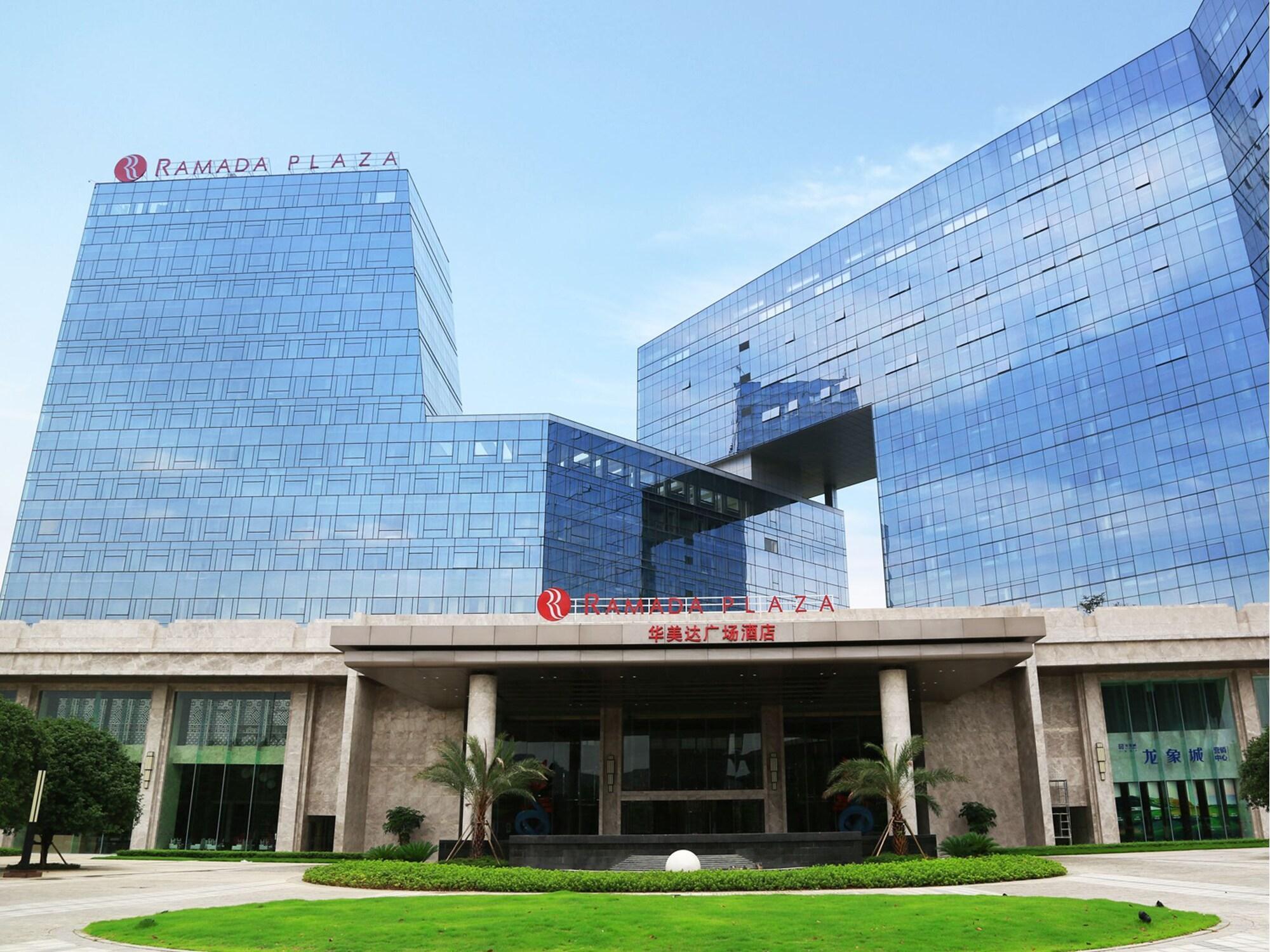 Ramada Plaza Liuzhou Liudong Hotel Exterior photo