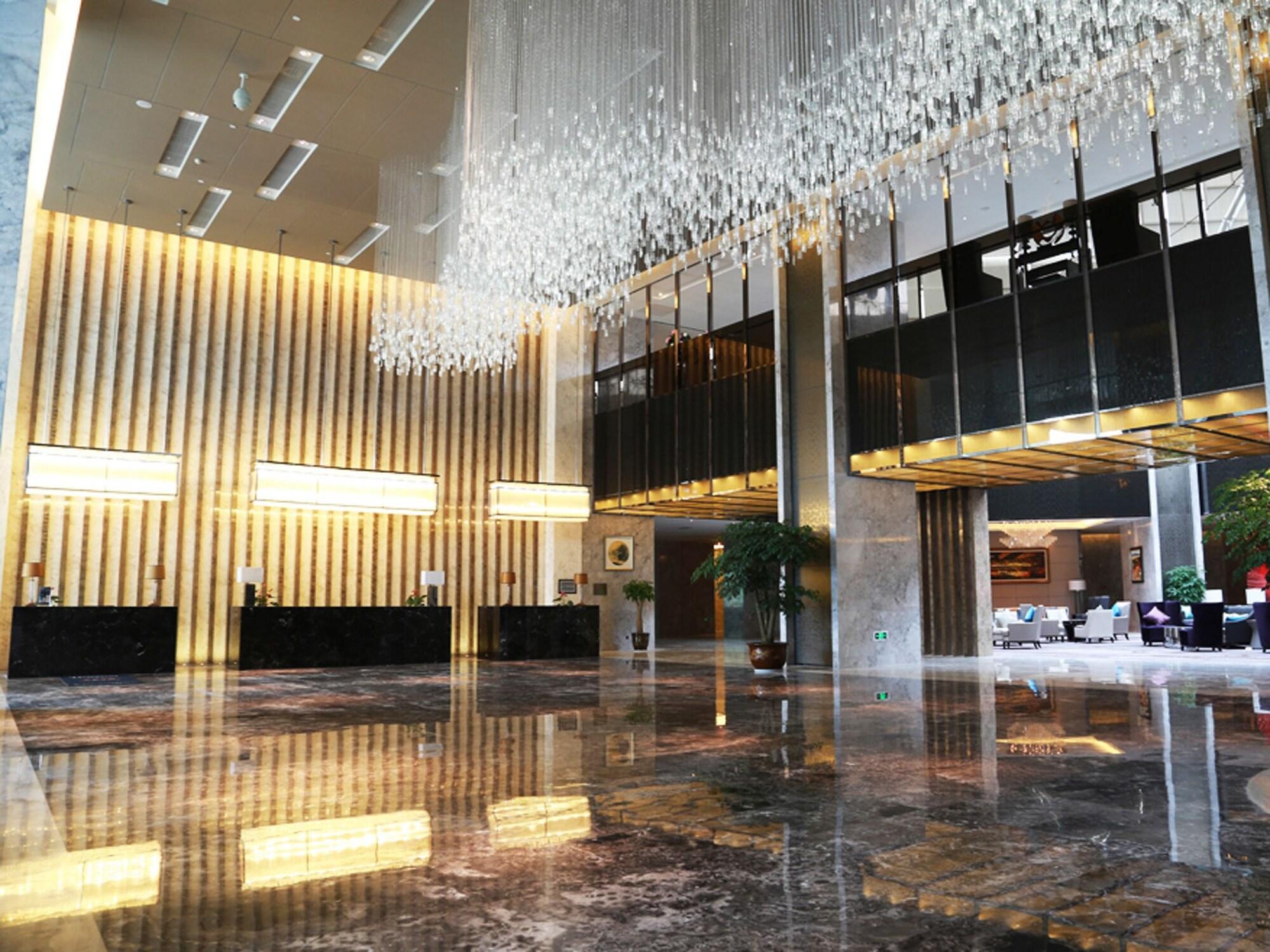 Ramada Plaza Liuzhou Liudong Hotel Exterior photo